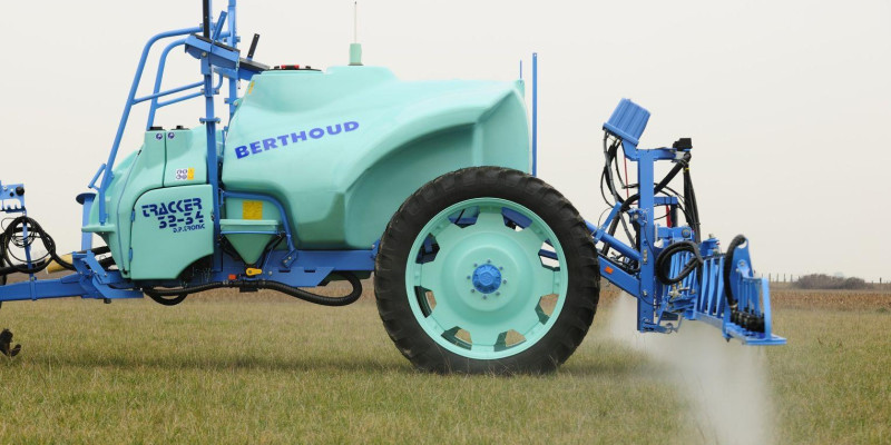 Imagine din prezentarea BERTHOUD TRACKER – Pulverizator agricol performant | MUNAX