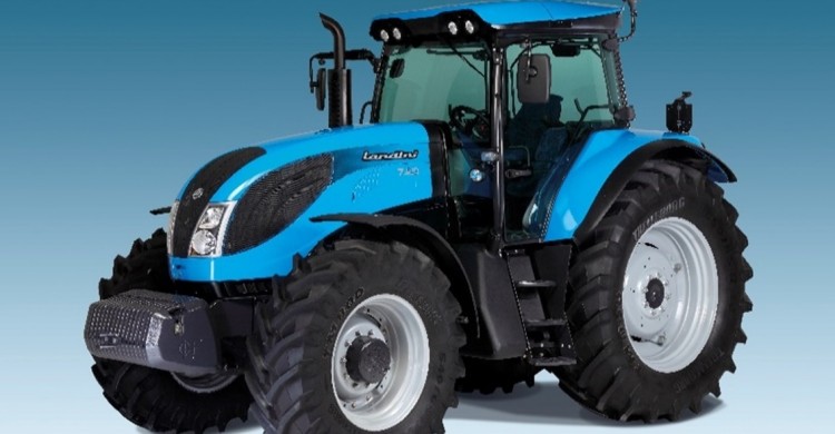 Landini Tractor Landini Seria 7 – 230 Dynamic T3 — fotografie din catalogul Munax
