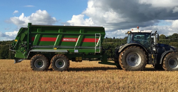 Bergmann Universal Spreader TSW 5210 W — fotografie din catalogul Munax