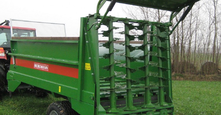 Bergmann Manure Spreader M 1080 — fotografie din catalogul Munax